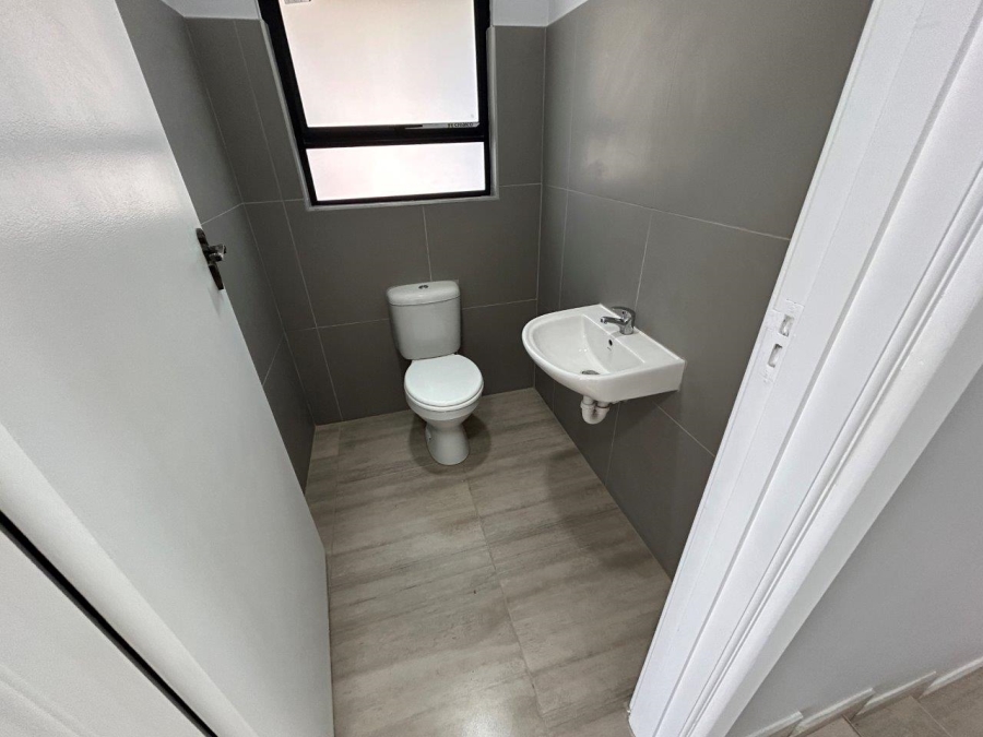 9 Bedroom Property for Sale in Jeffreys Bay Central Eastern Cape